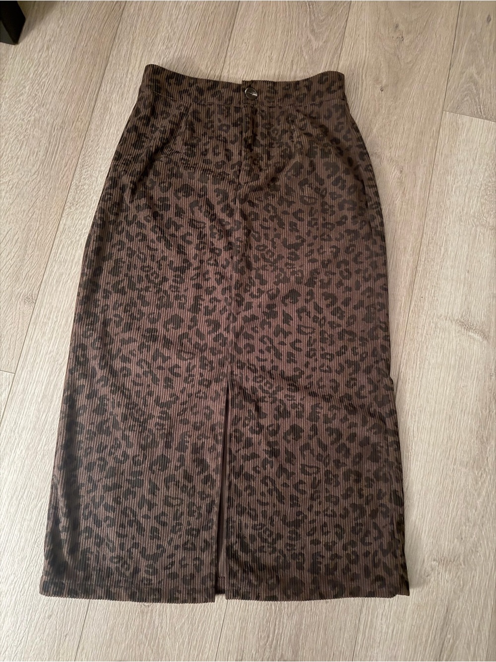 Brown Leopard Print Pencil Skirt with Front Slit